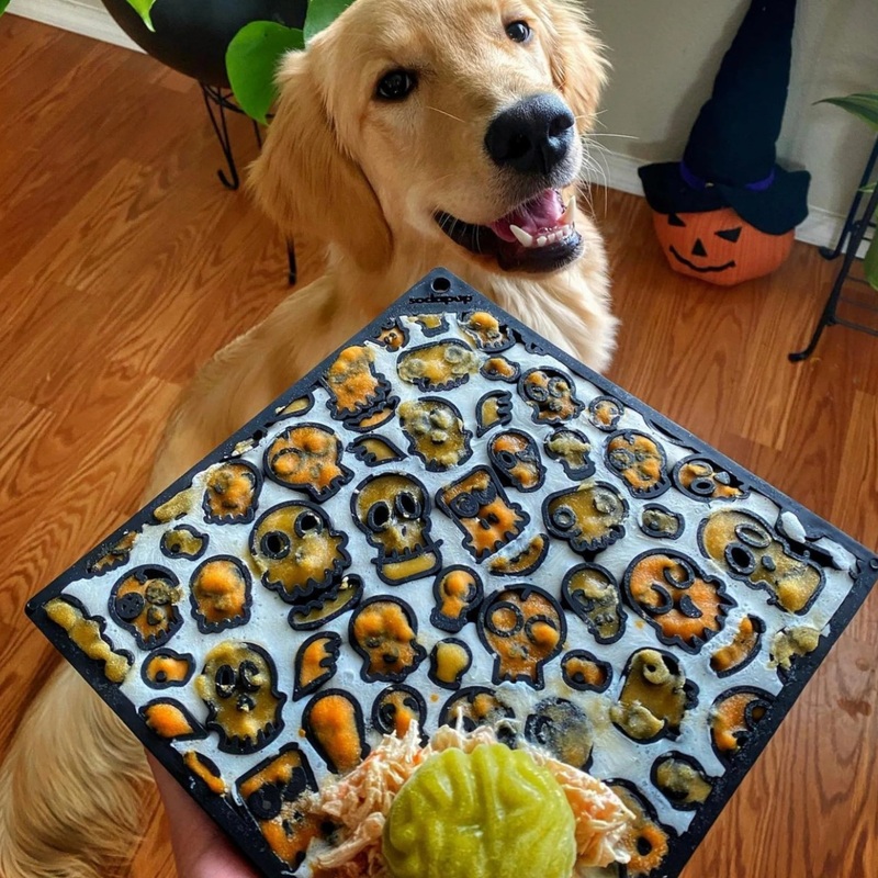 SodaPup Zombie eMat Enrichment Lick Mat